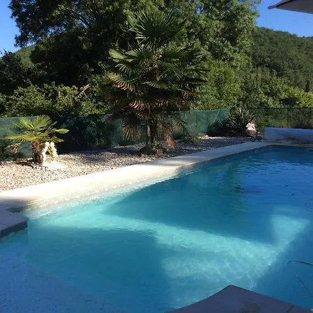 Le Relais Du Pech Bed & Breakfast 3*